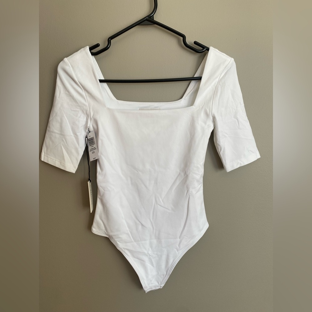 NWT Aritzia Babaton Contour Bodysuit squareneck bodysuit thong-cut Size XS - Picture 3 of 10